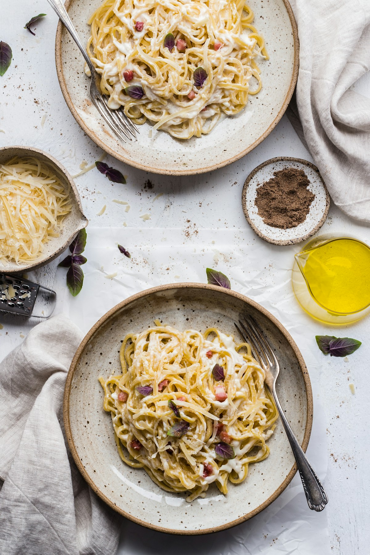 Agnolotti del plin e piatti tradizionali della cucina piemontese a Torino